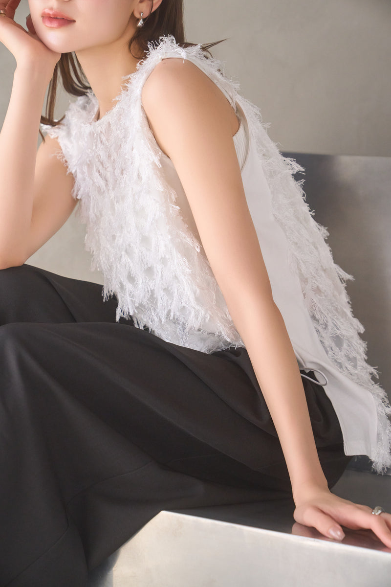 ノースリフェザートップス OFF WHITE – ODORATA official