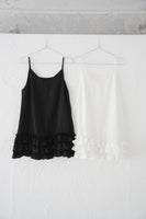 裾フリルキャミビスチェ　WHITE