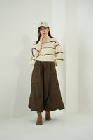 タックデザインスカート　BROWN