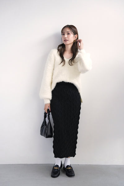 【SET】フェザーニットトップス（IVORY）×スモッキングミドル丈ニットスカート　（BLACK）