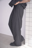 フロッキードットプリントタックパンツ　BLACK