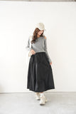 タックデザインスカート　BLACK