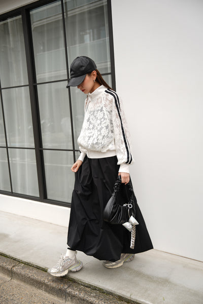 タックデザインスカート　BLACK