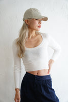 Uネックニットトップス Ivory