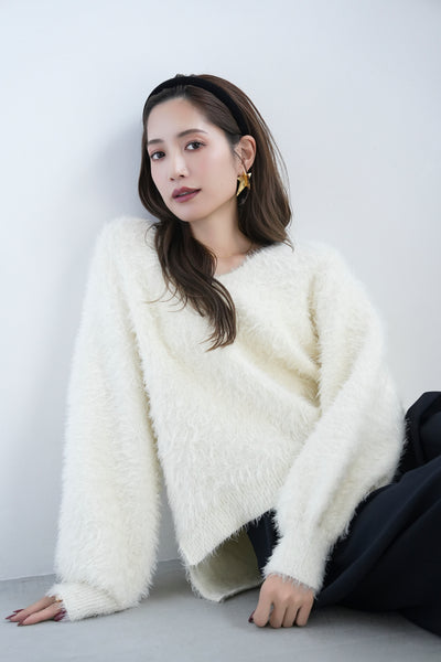 【大人気】フェザーニットトップス　IVORY