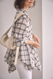 チェック裾アシメシャツ　IVORY