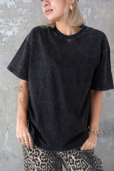 ピグメント Tシャツ　BLACK