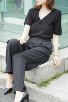 Vネックニットトップス Black