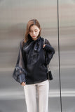 シャイニーリボンブラウス Black